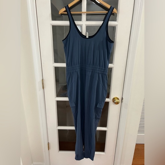 Athleta Unbound Jumpsuit jogger - Size M - Picture 3 of 7